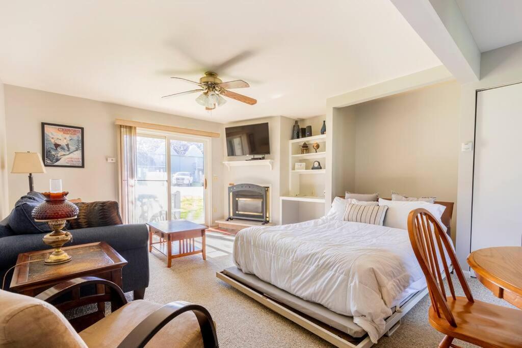 Skiing, Hiking, Village Of Eville Mtn Escape Ellicottville Exterior foto